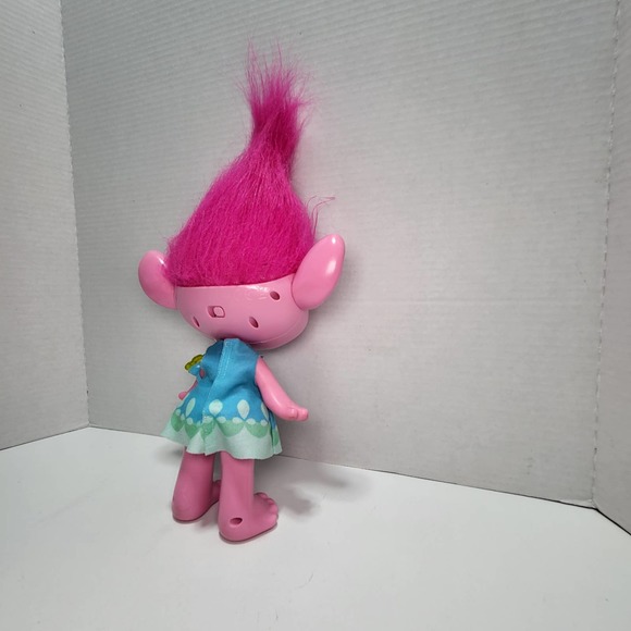 Troll Doll Hug Time Poppy 14" Talking / Light Up - Hasbro - 2015 - Dreamworks - Picture 2 of 14